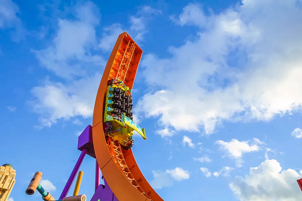 🇫🇷-DISNEYLAND-PARIS_-RC-Racer-_-Attraction-Walkthrough-4K-3-12-screenshot