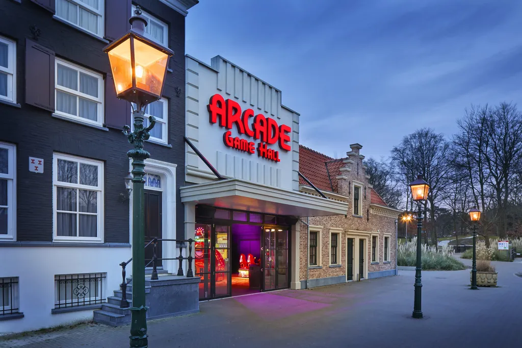 AP-Duinrell-Rides-by-Lights-Arcade-by-night-Overzicht-schuin-_56A0623_LR_RB-2025